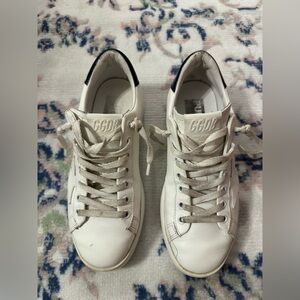 Women’s Golden Goose “Pure Star” Low Sneakers With Navy Blue Heel